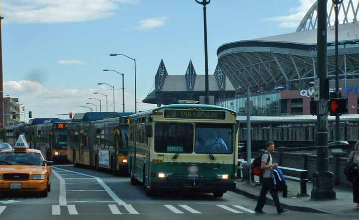 King County Metro Gillig Phantom Waterfront 3247